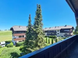 Charmante 3 Zimmer Dachgeschoss Wohnung in Eugendorf zu mieten!