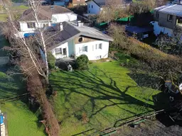 Einfamilienhaus mit großem Garten in ruhiger Lage Tosters