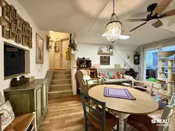 Großzügige 2-Zimmerwohnung mit Balkon &amp; Carportparkplatz
