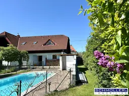Familiendomizil mit Pool und Gartenparadies am Stadtrand von Wels