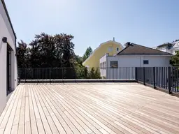 Barrierefreies Dachgeschoß mit Traum-Terrasse auf einer Ebene - ERSTBEZUG!