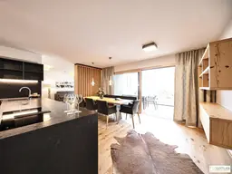 Bestlage Pinzgau mit ca. 5% Rendite! Sonniges 5-Zimmer-Penthouse mit Loggia sowie beheiztem Aussenpool