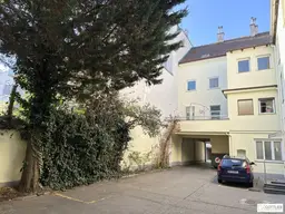 Infrastruktur und U-Bahn-Nähe! Vielseitig nutzbares Bürogebäude bzw. Ordinationszentrum mit 28 Zimmern und fünf Garagenplätzen