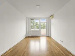 Klimatisierte 3-Zimmer-Wohnung mit 2 Balkonen | Dachterrasse mit 360° Blick über Wien | auch als Büro möglich