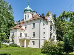 Elegant art nouveau villa with a view of Lake Wörthersee. Elegante Villa mit Wörthersee-Blick