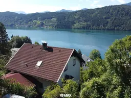 Über den Dächern von Millstatt. Seeblick. Sonnige Hanglage. Ein Haus mit Potenzial.