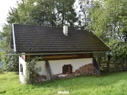 Gemütliche Berghütte mit Nebengebäude am Sonnberg bei Eisentratten mit m² 16.516 arrondierter landwirtschaftlicher Fläche, 3 Zimmer, urige kleine Terrasse, 4 Stellplätze, 290.000 €