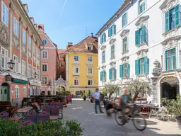Stilvolle Ordination im historischen Stadtpalais – zentral, klimatisiert, provisionsfrei, 231 m²