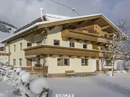 Exklusive Immobilie: 4 möblierte Apartments mit Kamin, Bergblick und Renditechancen – Ski-in/Ski-out am Dorfkern von Gerlos