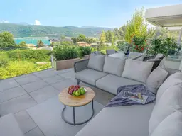 Exklusives Apartment mit Sonnenterrasse und Seezugang