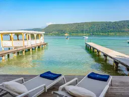 Exklusives Apartment mit Sonnenterrasse und Seezugang