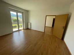 2 Zimmer | kleiner Balkon