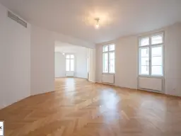 schöne, helle, gut geschnittene 5 Zimmer Wohnung mit 2 Bädern, Gäste-WC uvm. in bester Innenstadtlage