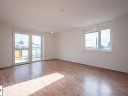Miete inkl. KFZ-Stellplätzen! 2 Zimmer Erstbezugswohnung mit Balkon nahe Bahnhof Eisenstadt!