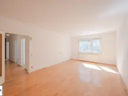 ERSTBEZUG nach Sanierung: 4 Zimmer Wohnung in der Johannagasse beziehbar ab 09/25!