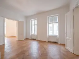 traumhafte 3,5 Zimmer Altbauwohnung in der Walfischgasse