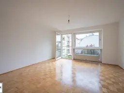 großzügige gut aufgeteilte 2 Zimmer Wohnung im 2.OG // Nähe Johann-Nepomuk-Vogl-Platz // ab sofort