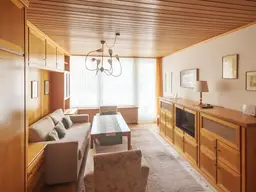 2 Zimmer Wohnung mit Loggia!