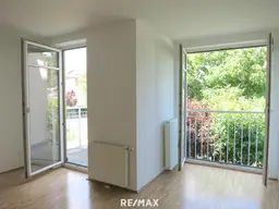 Helle 3-Zimmer Wohnung mit 2 Balkonen und Gartenmitbenutzung !