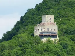 2 außergewöhnliche Baugrundstücke mit Blick auf die Burg Greifenstein