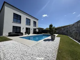 Modernes Einfamilienhaus mit Pool und hochwertiger Ausstattung in Grillenhöfe