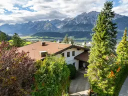 Landhausvilla mit Weitblicken in der Tiroler Bergwelt
