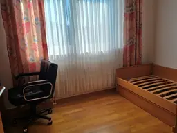 Sehr gepflegte ca. 81 m² Wohnung in ruhiger und sonniger Siedlungslage mit Loggia!