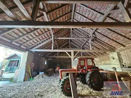 "ACHTUNG NEUER PREIS" Bauernhaus mit Innenhof und Stadel - 2 Wohneinheiten möglich, möbliert, sofort beziehbar!