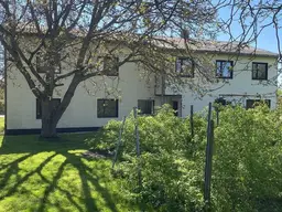 Älteres Haus mit ca. 1150 m² großem Grundstück!