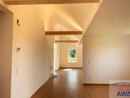 Wunderschöne neue Obergeschoss-Wohnung mit Eigengarten zu verkaufen!