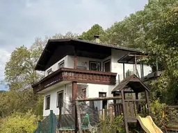 Sanierungsobjekt mit Potenzial und 2 Wohneinheiten!