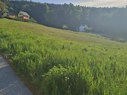 Großes Baugrundstück (teilbar)!