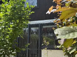 Großes Grundstück in schöner Siedlungslage mit Abbruchhaus