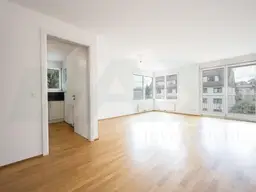 Charmante 4-Zimmerwohnung mit zwei Balkonen &amp; Klimaanlage – Rückzugsort mit Stil