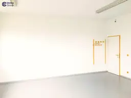 Moderne Büro-Praxis in Hörsching, Oberösterreich - 35m² für effizientes Arbeiten