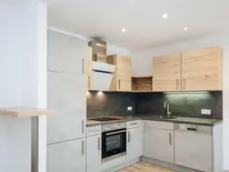 AB 01. DEZEMBER FREI I BADEWANNE I MODERNE KÜCHE I TOP-SANIERT I LETZTER STOCK I HAUSTIERE WILLKOMMEN I NÄHE HAUPTPLATZ I PROJEKT WOHNEN I