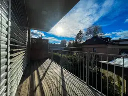 NEUBAU I TOP LAGE I SÜD/WEST TERRASSE I CARPORT I MODERN I SEHR HELL I ST.PETER I TOP GRUNDRISS I MODERNES BADEZIMMER I AKTUELL VERMIETET