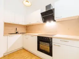 1 MONAT MIETFREI | I AB SOFORT I *XXL TERRASSE* I NEUE KÜCHE I HAUPTPLATZ I SEHR HELL I TOP LAGE I BADEWANNE I WG GEEIGNET I HAUSTIERE HERZLICH WILLKOMMEN I PROJEKT WOHNEN I