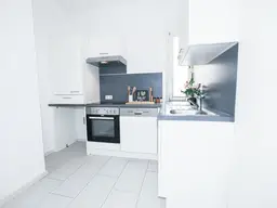 AB SOFORT I SPITZENLAGE I JAKOMINIPLATZ – ZENTRAL IN GRAZ GELEGEN I MODERNES BAD MIT BADEWANNE I AUSGEZEICHNETE KÜCHE I HAUSTIERE WILLKOMMEN I PROJEKT WOHNEN
