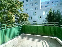 MODERNE AUSSTATTUNG I HOCHWERTIGE KÜCHE I KLARE LINIEN UND ELEGANTE RAUMAUFTEILUNG I ZEITGEMÄSSES WOHNEN I PROJEKT WOHNEN