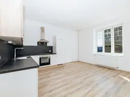 MODERN ERNEUERT I TOP-LAGE BEI DER FH JOANNEUM I BESTE ANBINDUNG MIT STRASSENBAHN I CHARMEVOLLER ALTBAU I 2. STOCK MIT LIFT I HAUSTIERFREUNDLICH I PROJEKT WOHNEN I