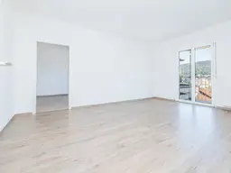 TOP DEAL I WESTBALKON I BADEWANNE I MODERNISIERT I SMARTE RAUMAUFTEILUNG I HAUSTIERE ERLAUBT I RUHIGE LAGE I 6. STOCK MIT LIFT I PROJEKT WOHNEN