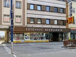 Weithin bekannter Standort - Mitten am Kaiser-Josef-Platz - Ideal für Handel oder Dienstleister