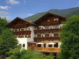 Sehr gut geführtes 4-Sterne Hotel mit hohem Entwicklungspotential zu verkaufen!