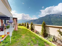 Großzügiges Neubau-Einfamilienhaus mit Ferienwohnung in traumhafter Aussicht zu verkaufen!