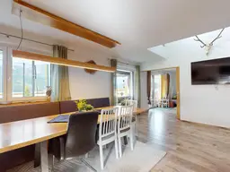 Großzügiges Neubau-Einfamilienhaus mit Ferienwohnung in traumhafter Aussicht zu verkaufen!