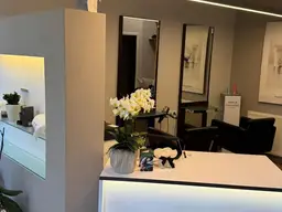 EXKLUSIVER FRISEUR- UND KOSMETIKSALON in TOP-FREQUENZLAGE