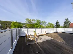 Traumhaus mit Terrasse und kleinem Garten nahe der American International School