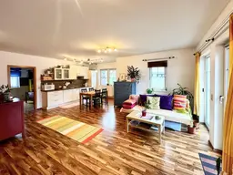 Helle und freundliche Eigentumswohnung *gepflegte 2-Zimmer-Wohnung mit Balkon *1OG