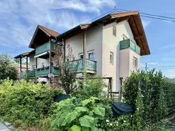 Helle 2-Zimmer-Mietwohnung mit Balkon in Neuzeug